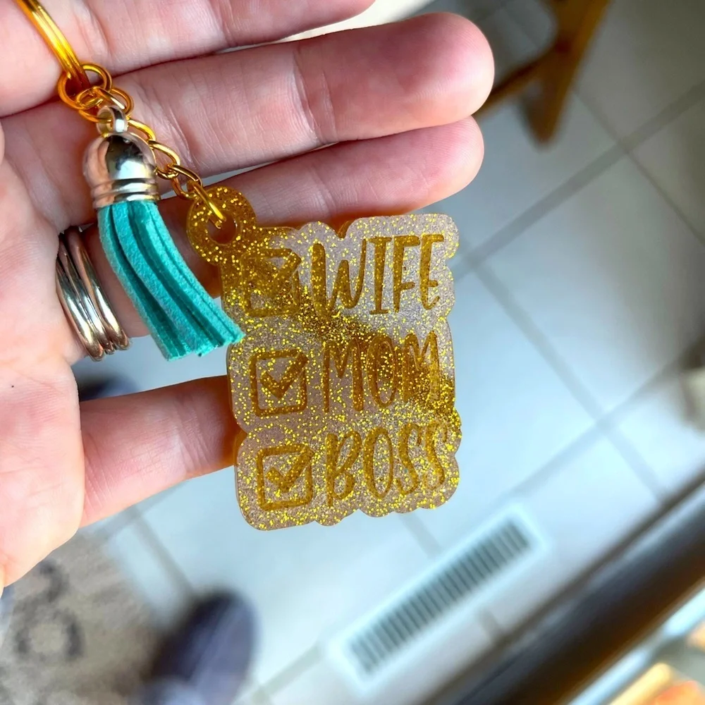 🎉🎉3x HP🎉🎉 Handmade✅ Wife ✅ Mom ✅ Boss Keychain - Picture 1 of 7